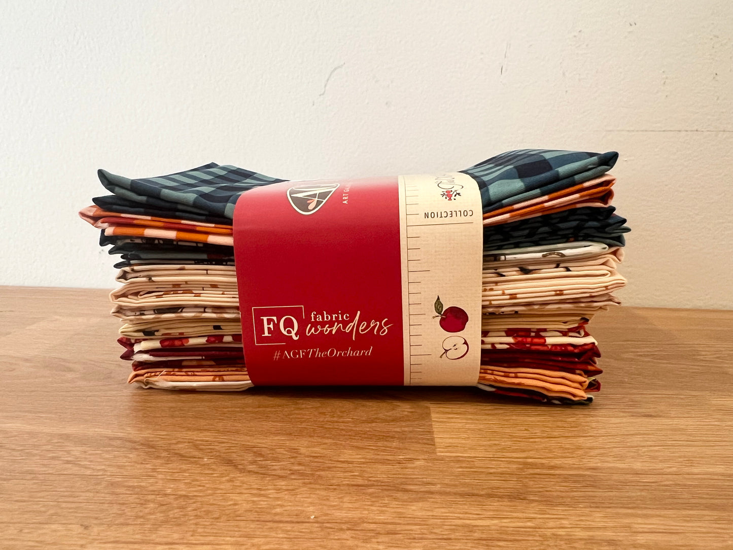 The Orchard 15 Piece Fat Quarter Bundle