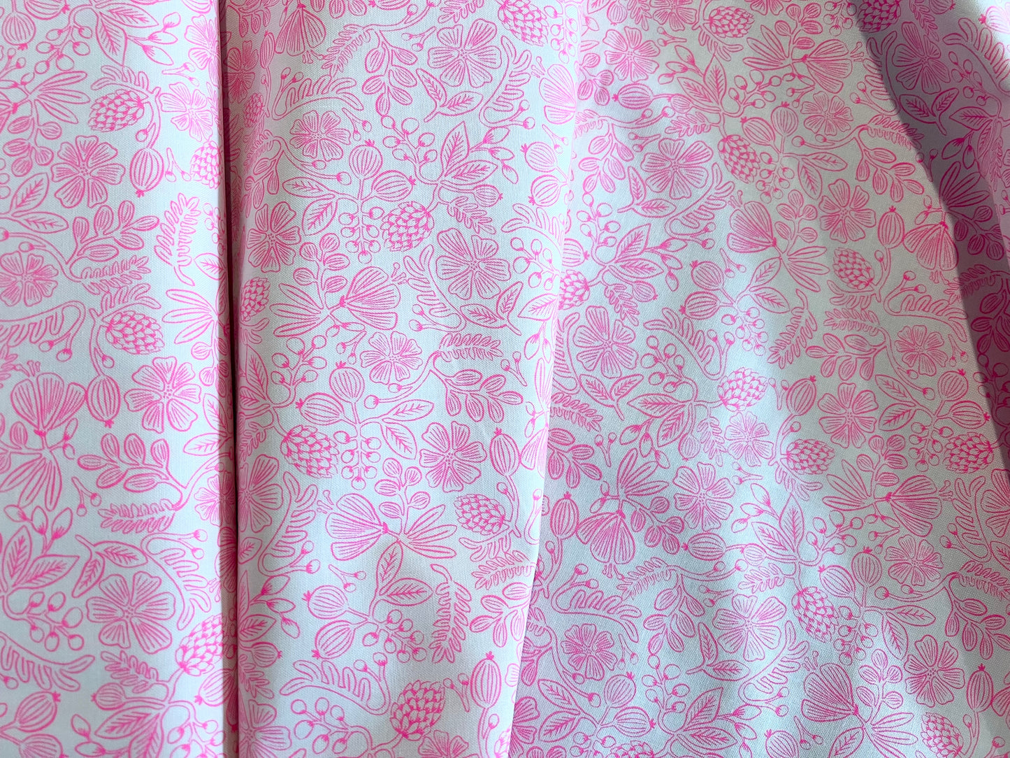 Moxie Floral in Pink Neon