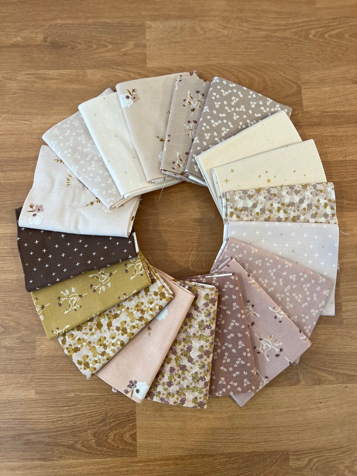 Enchanted Blossoms 18 Piece Fat Quarter Bundle