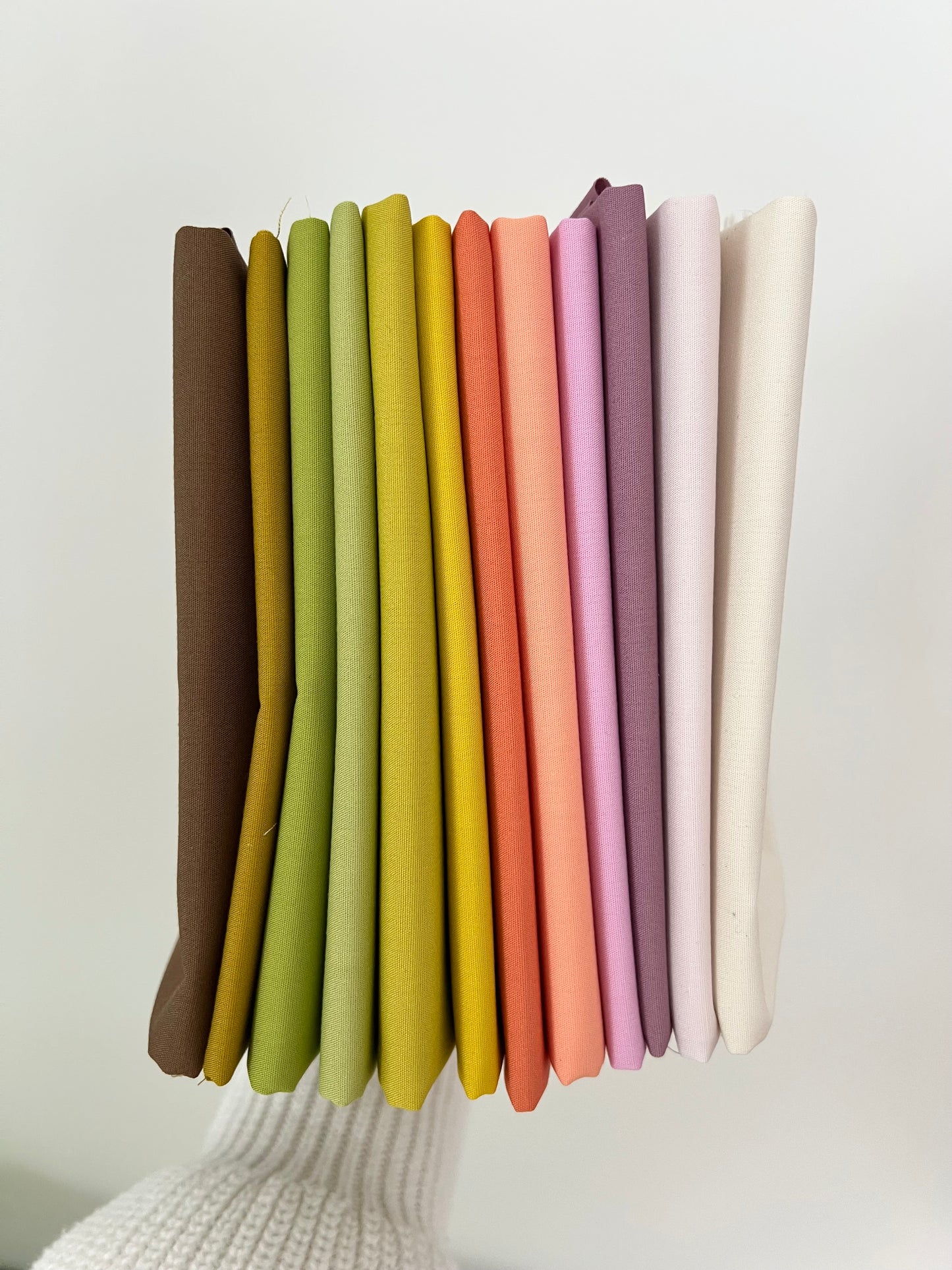 Pure Solids 12 Piece Groovy Bundle