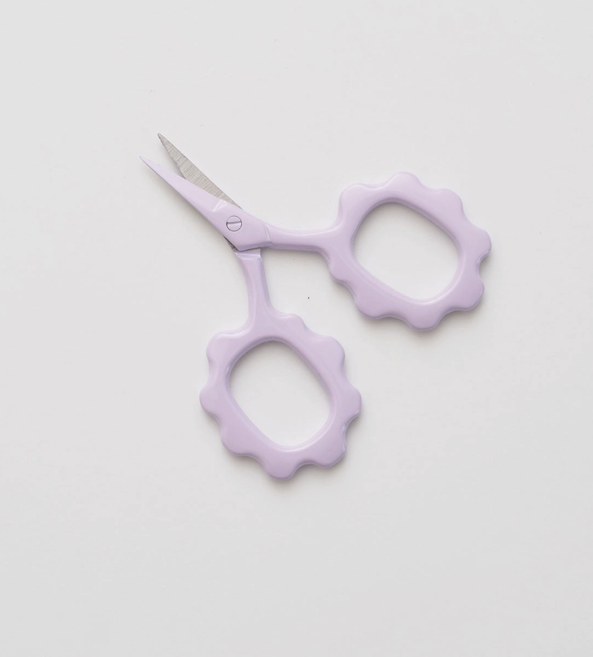 Lavender Scallop Handle Scissors