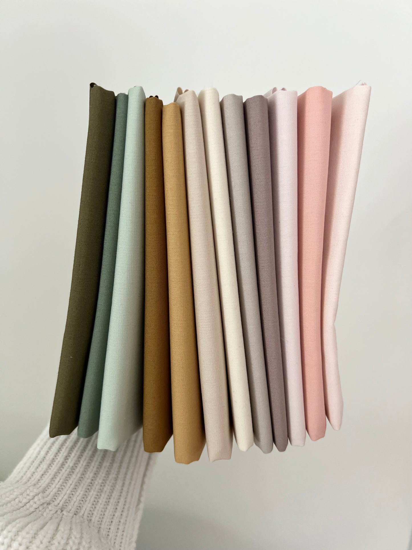 Pure Solids 12 Piece Boho Bundle