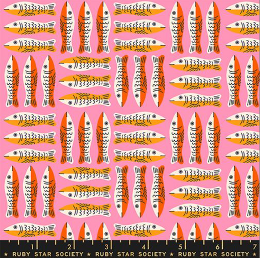 1800 Calico Fish in Lucky Pink