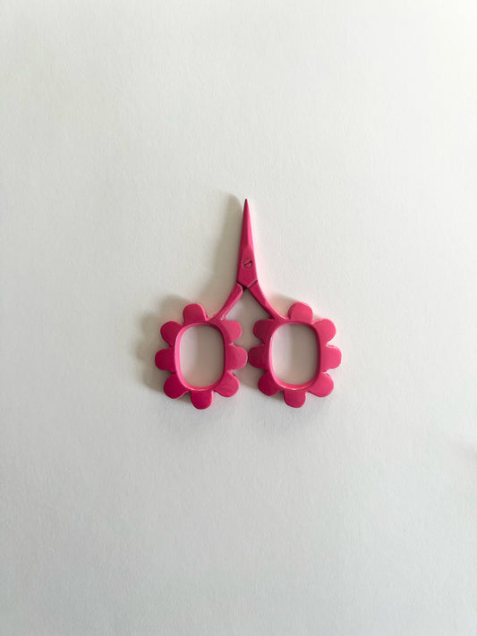 Tiny Flower Scissors Pink 2.5"